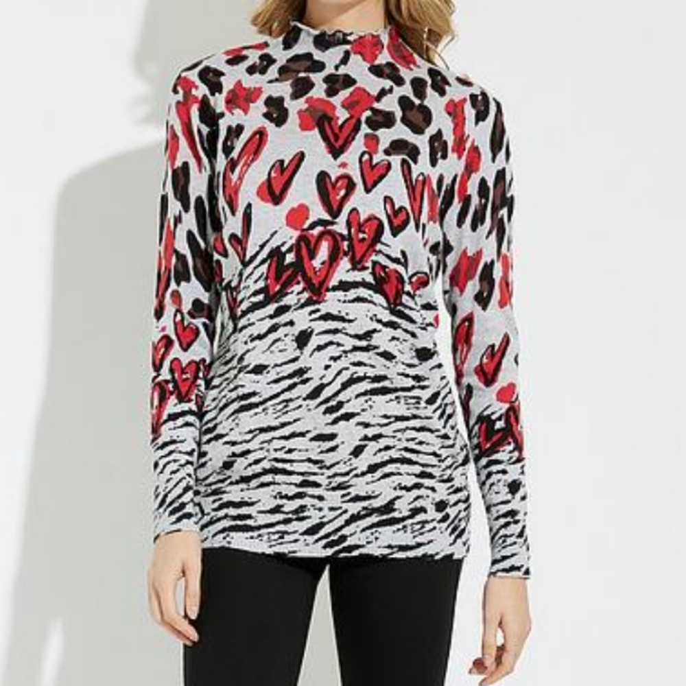 🦋 3/$30 Alison Sheri printed top size L